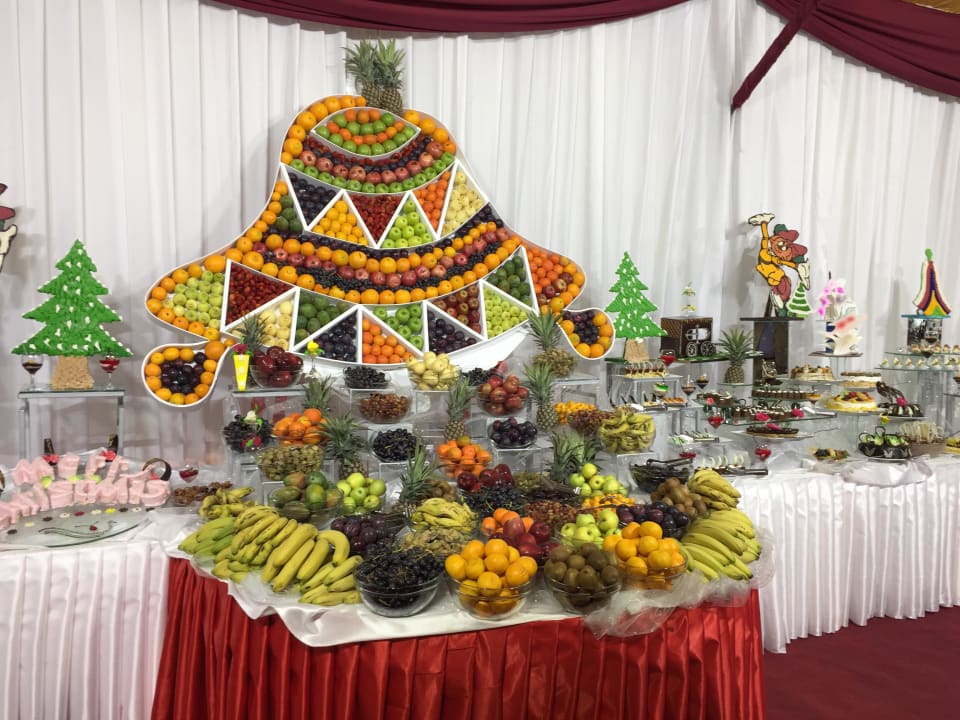 Obstauswahl zum Weihnachtsfest Pickalbatros White Beach Resort - Hurghada