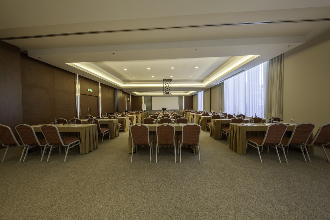 Sonstiges Gloria Sports Arena