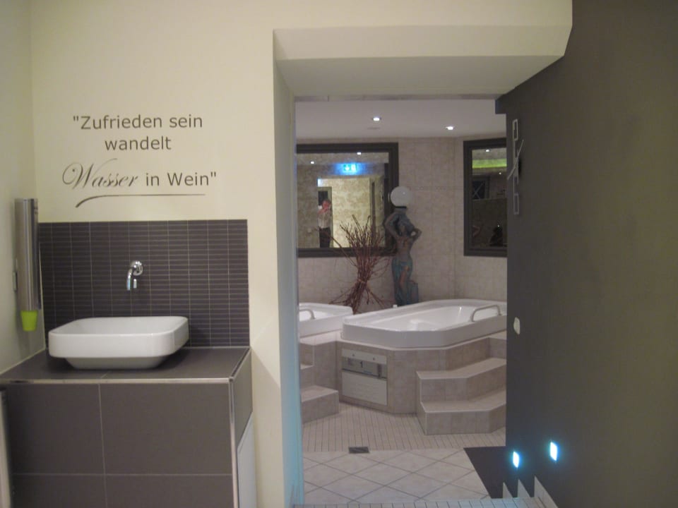 Wellnessbereich Schloß-Hotel Petry