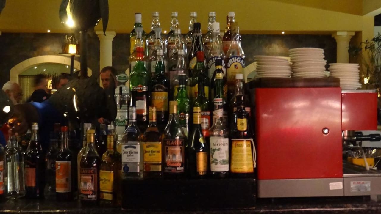 Getränkeauswahl an der Lobbybar Ocean Blue & Sand