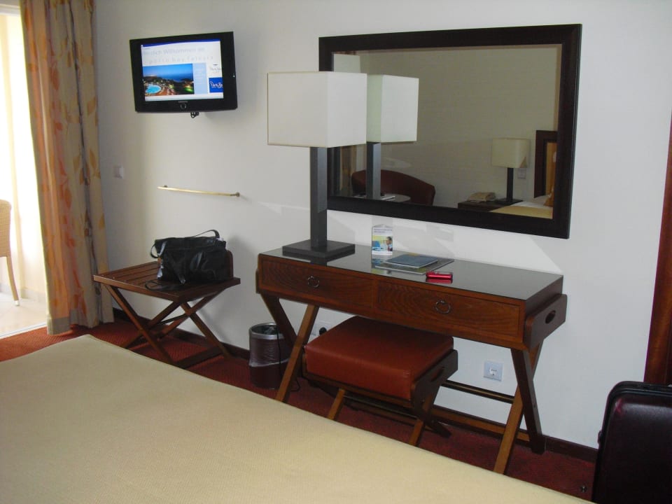 Zimmer PortoBay Falésia