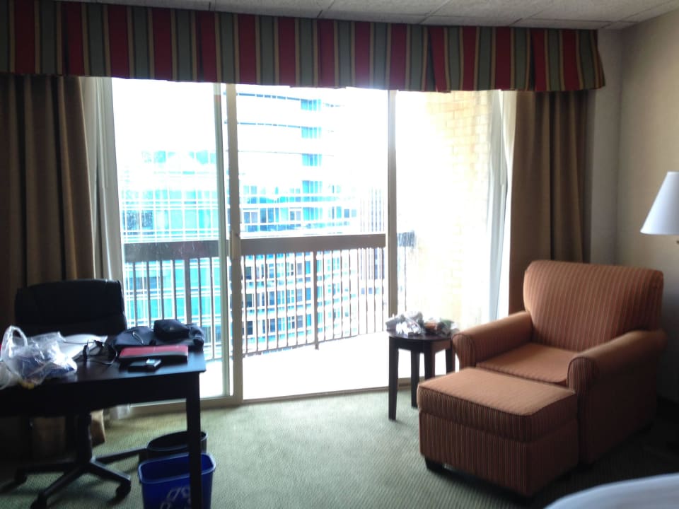 Zimmer mit einem Balkon  Hotel Holiday Inn Rosslyn at Key Bridge