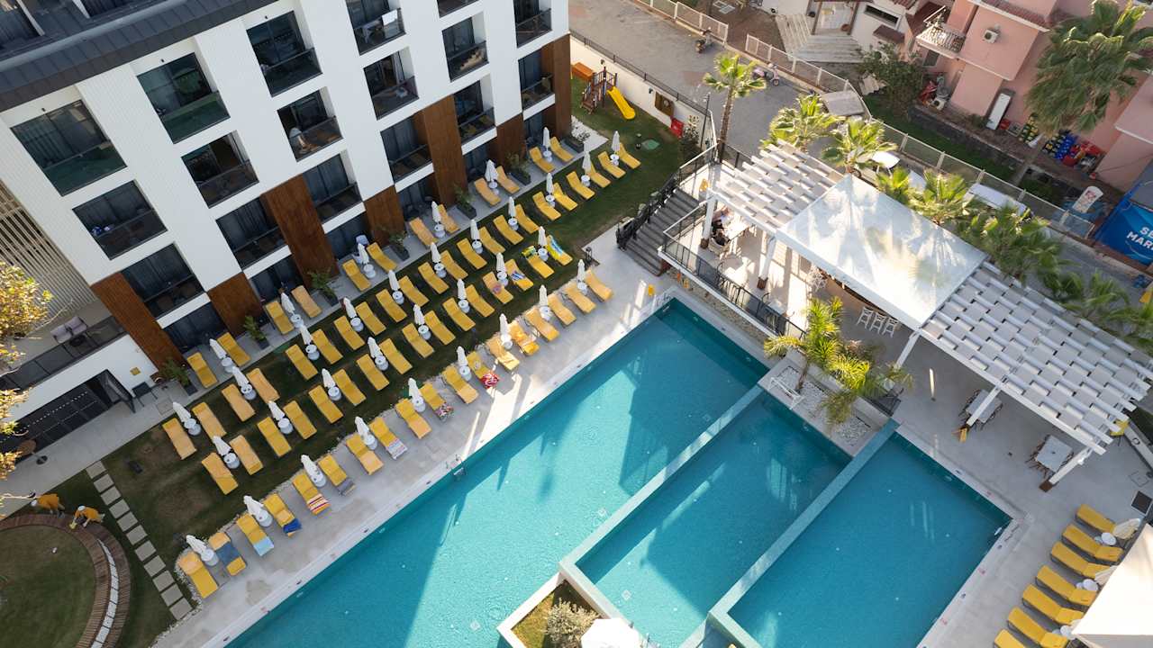 Pool Sundia Exclusive By Liberty Fethiye