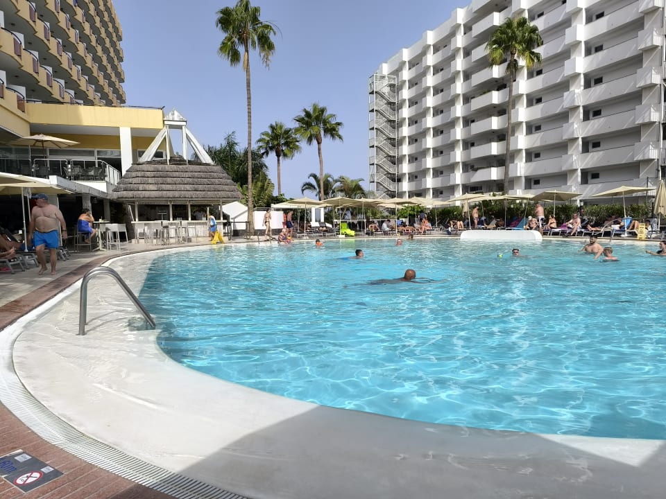 Pool allsun Hotel Lucana