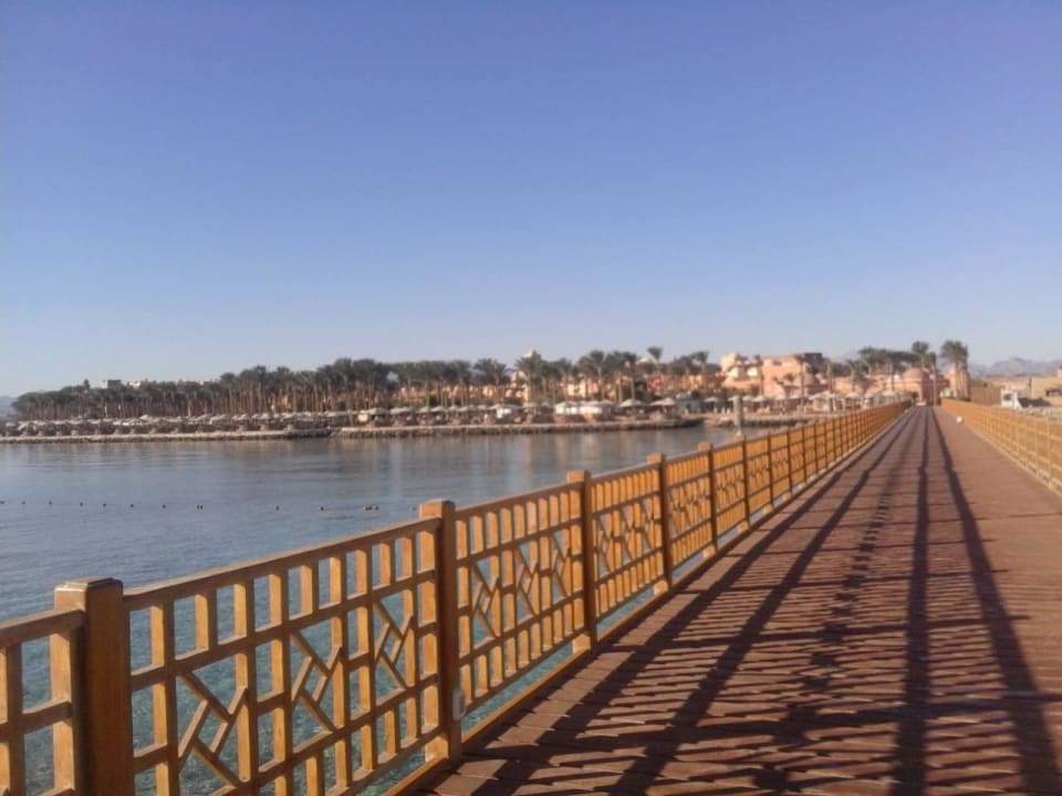 Der Steg ins tiefe Wasser Grand Makadi