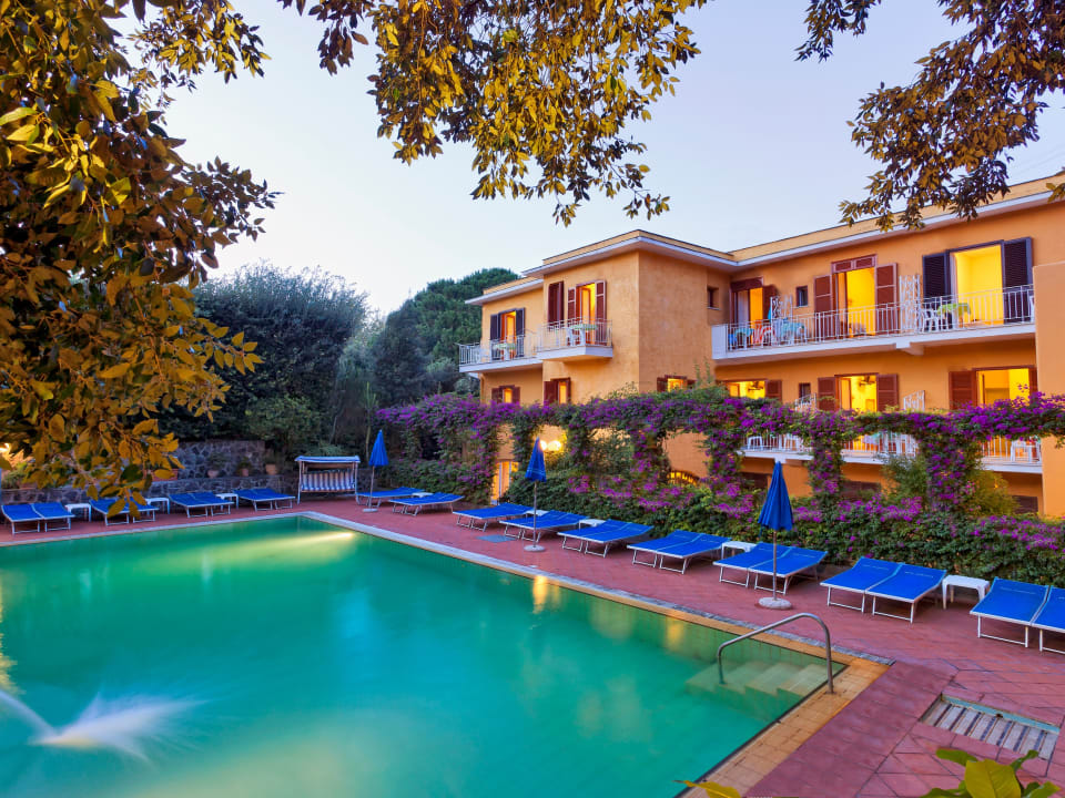Pool Hotel Cleopatra