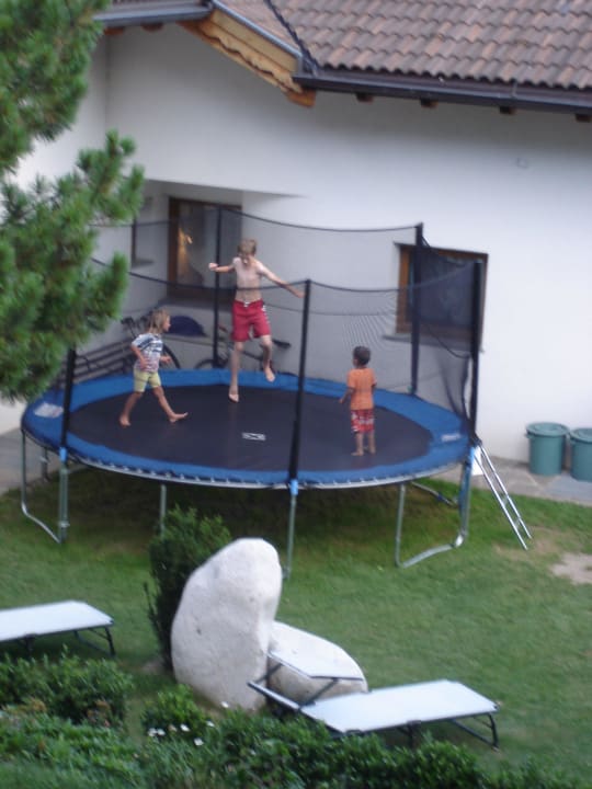Trompolin für Groß und Klein Residence Klementhof