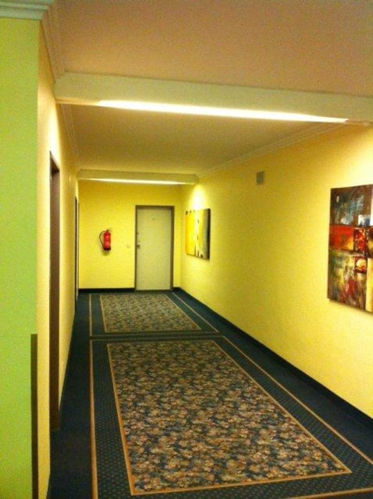 Flur 2. Etage Hotel Düsseldorf City by Tulip Inn