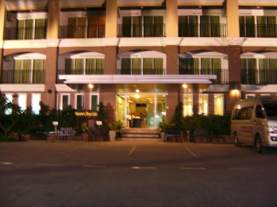 Eingangsbereich Hotel Sinsuvarn Airport Suite