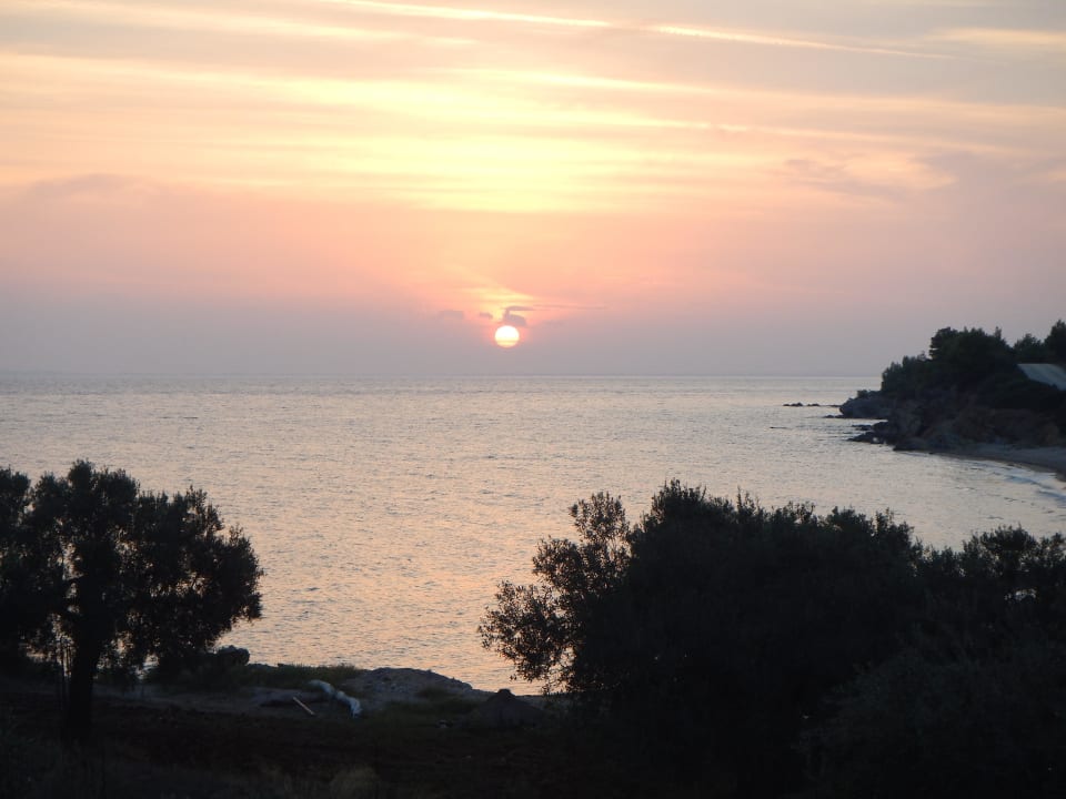 Sonnenuntergang vom Balkon  Blue Dolphin Resort Hotel