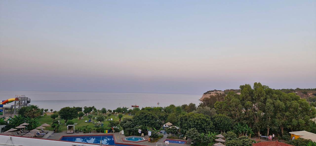 Ausblick Irene Palace Beach Resort Club alltoura