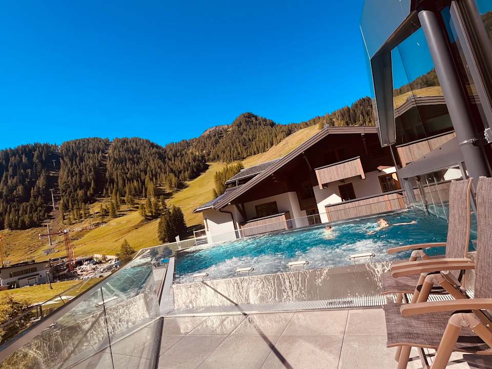 Pool Hotel Alpenhof