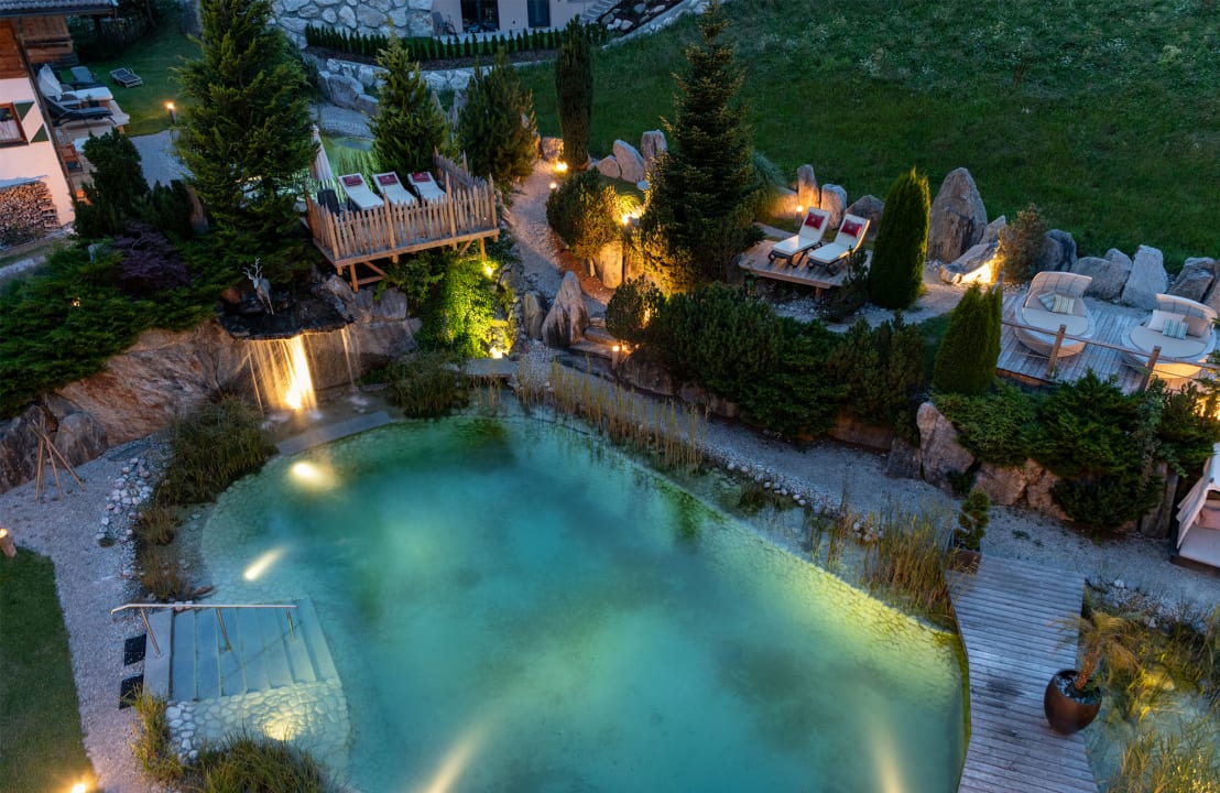 Pool Vitalhotel Sonnenhof