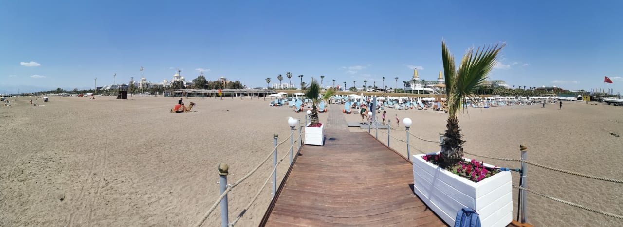 Strand Wyndham Garden Lara