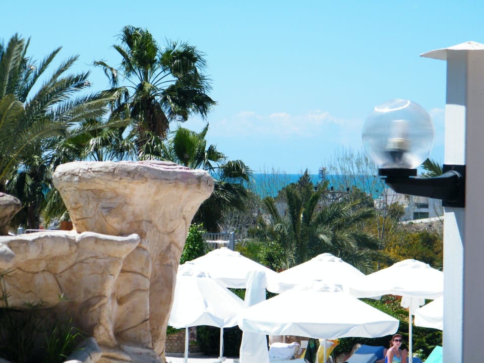 Ausblick von der Restaurant Terrasse Seaden Corolla Hotel
