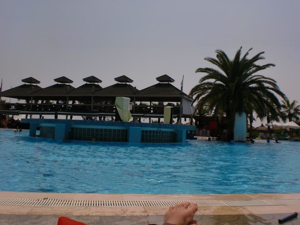 Schöner Pool  Botanik Hotel & Resort