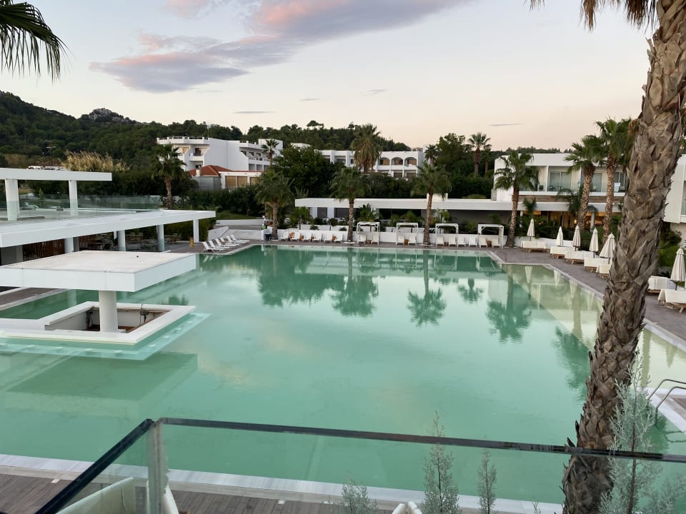 Pool White Dreams Resort & Anex