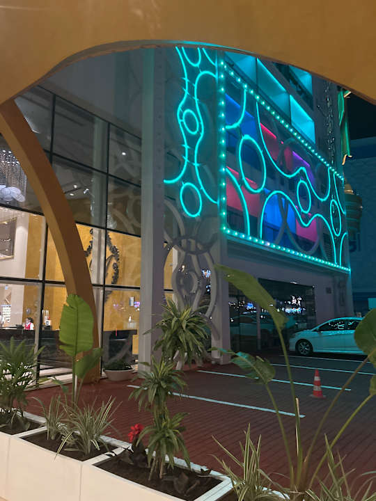 Lobby Azura Deluxe Resort & Spa Hotel