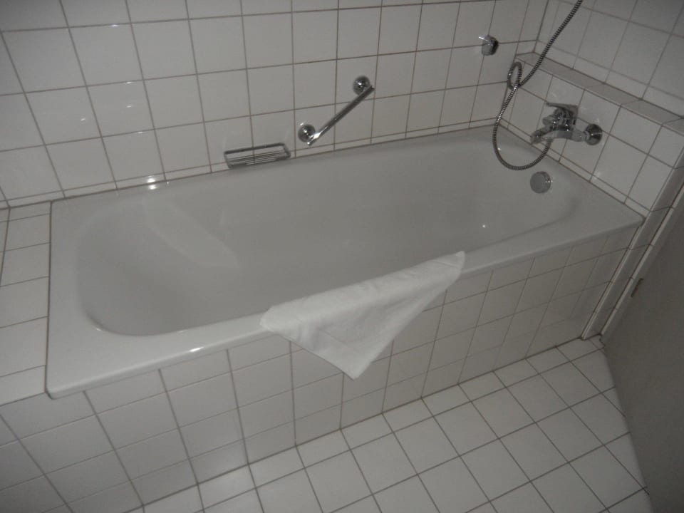 Bad im Nebengebäude Rehbergers im Schloss Hohenstein - ein Romantik Hotel