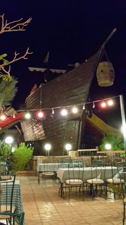 Gastro Golden Beach Resort