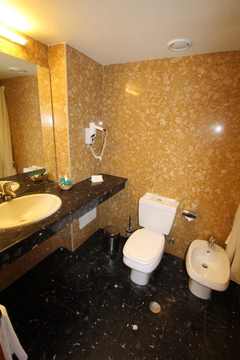 Bad Zimmer 105 The Lince Nordeste