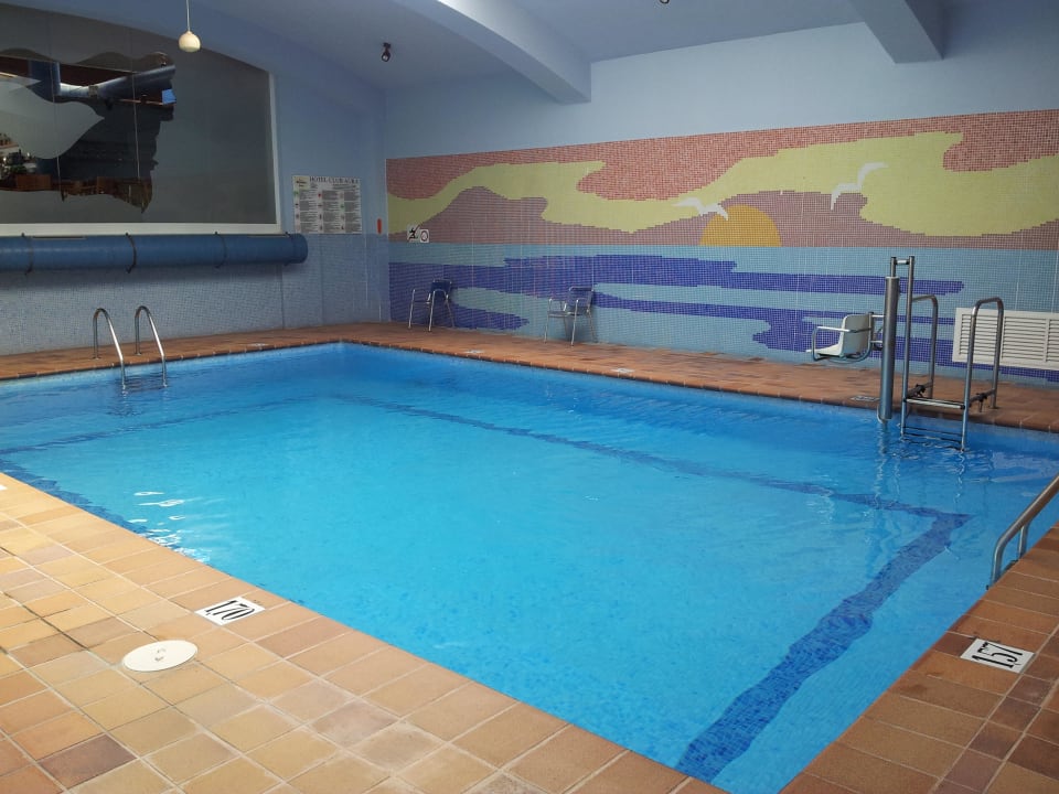 Kryty basen TUI BLUE Aura