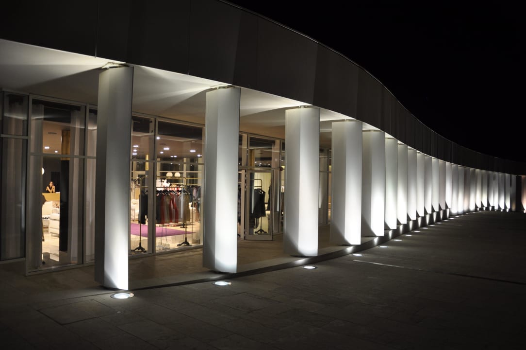 Passage bei Nacht Wyndham Grand Novi Vinodolski Resort - The View & Family Apartments