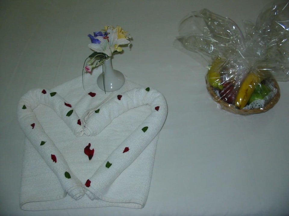 Obstkorb und täglich neue Gebilde Arabella Azur Resort