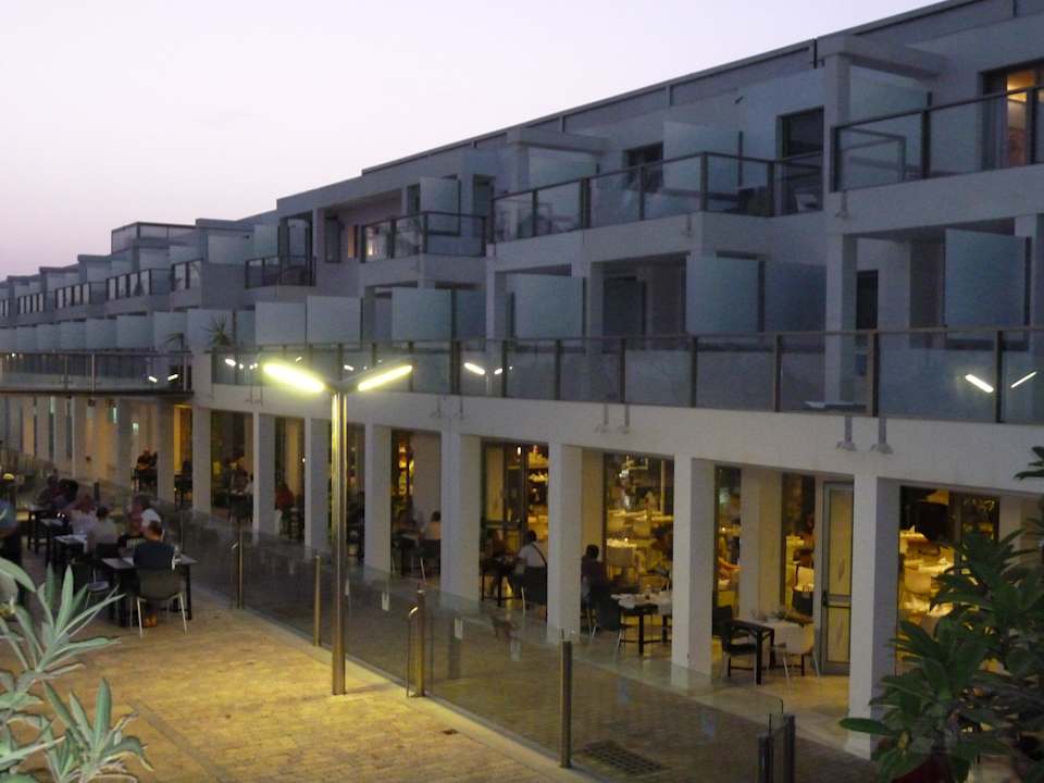 Außenterrasse vom Speisesaal R2 Bahía Playa Design Hotel & Spa - Adults Only