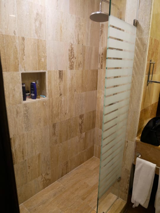 Dusche im Zimmer Meliá Caribe Beach Resort-All Inclusive