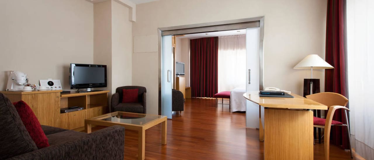 Room NH Madrid Chamberí