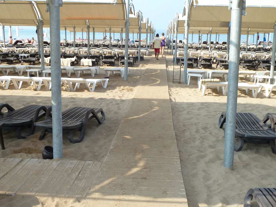 Wunderschöner grosser Strand Aydinbey Kings Palace & Spa