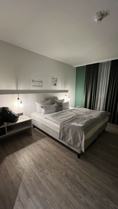 Zimmer Holiday Inn - the niu, Tab Dusseldorf Main Station