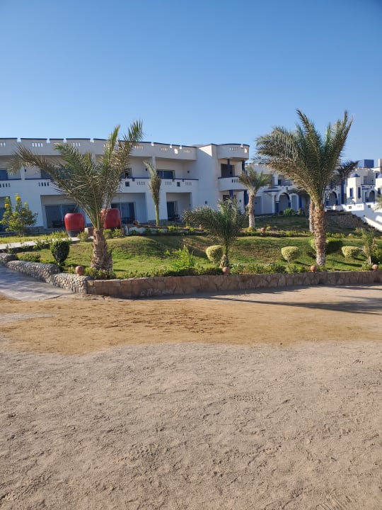 Gartenanlage Coral Sun Beach