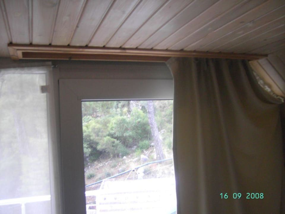 Muss ja nicht immer dunkel sein-halbe Vorhänge Turunc Resort Hotel