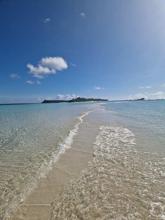 Strand Kuredu Island Resort & Spa