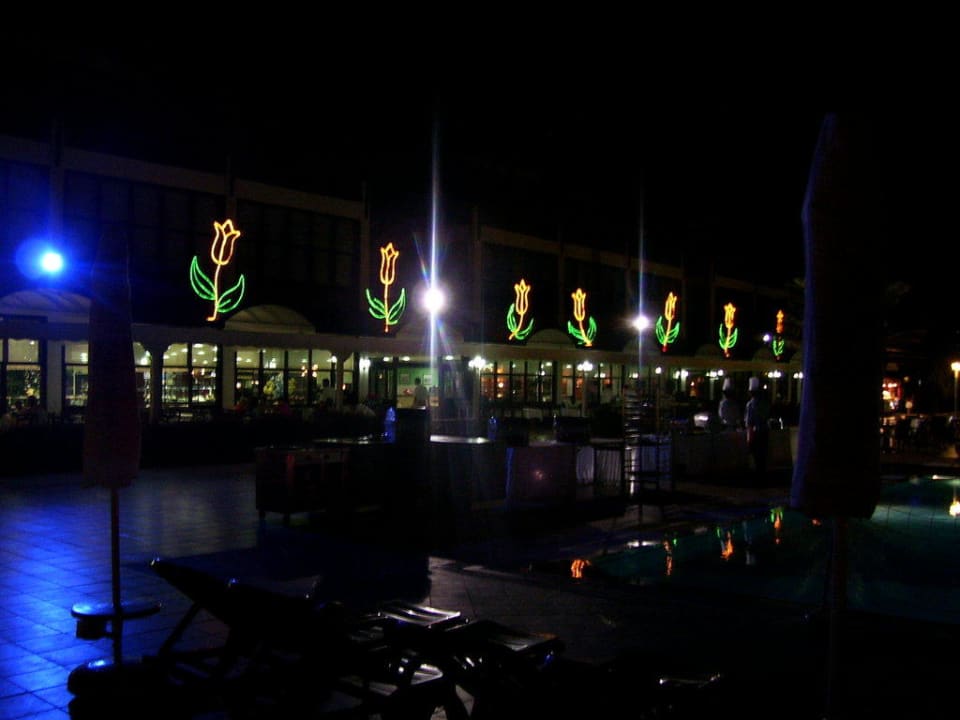 Club Nena bei Nacht Hotel Club Nena