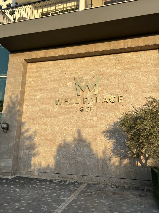 Außenansicht Well Palace Side