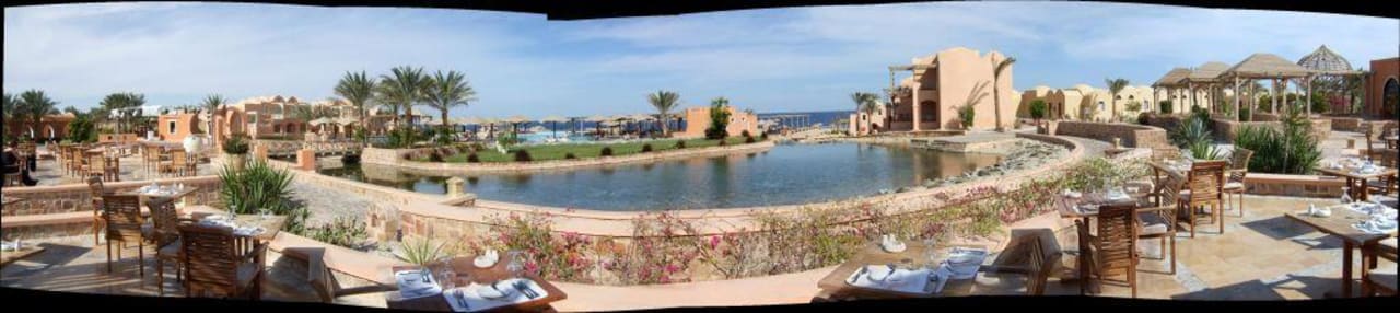 Hotelanlage zum Meer hin Radisson Blu Resort, El Quseir
