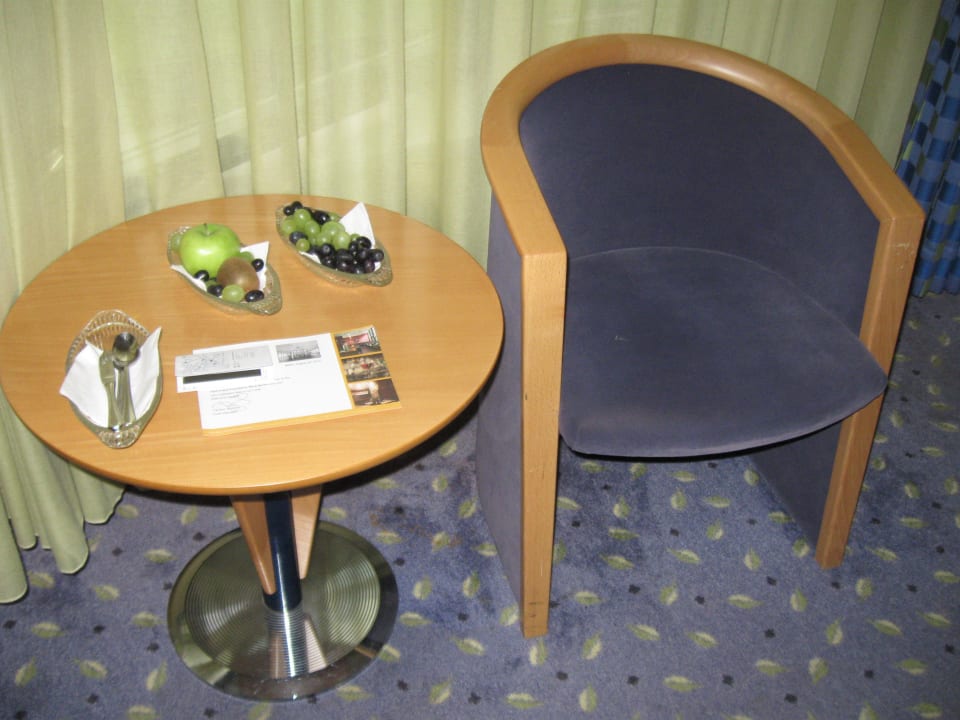 Sitzgelegenheit im Zimmer Vienna House Easy Berlin