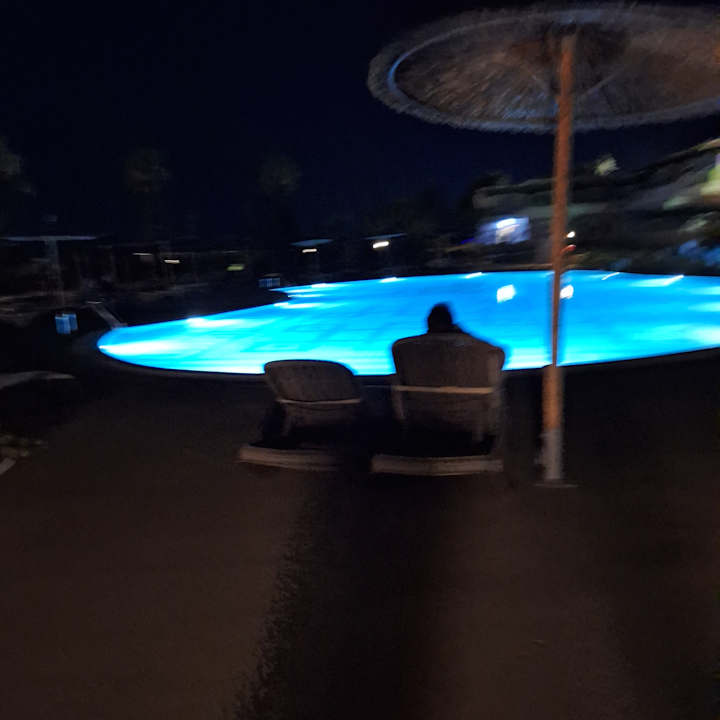 Pool Grand Blue Beach Hotel