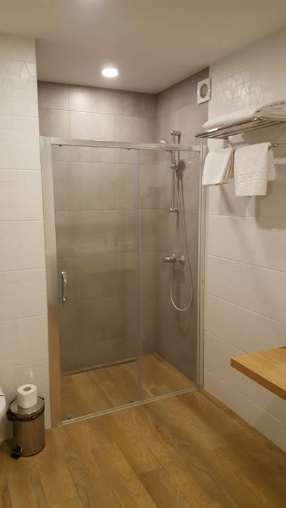 Zimmer Partner Guest House Baseina Street