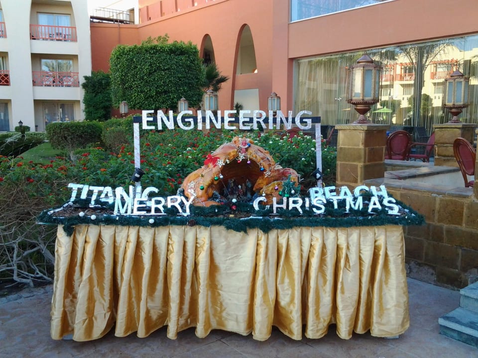 Deko Titanic Beach Spa & Aqua Park