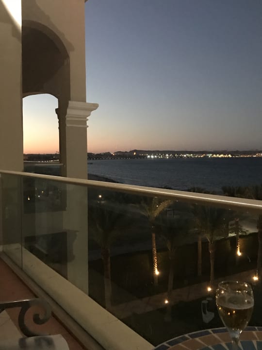 Ausblick Premier Le Reve Hotel & Spa