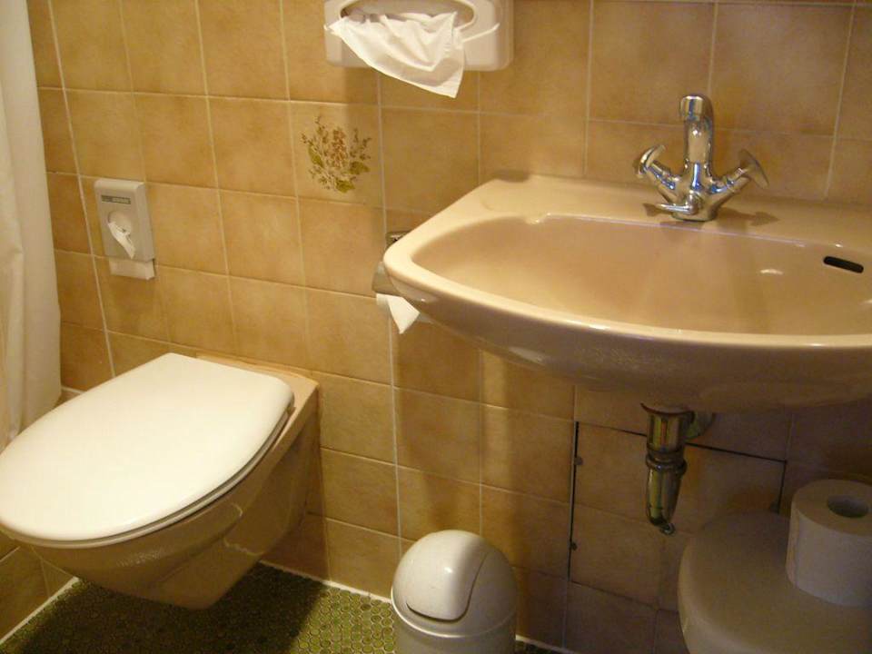 Bad Doppelzimmer Standard Flair Hotel Vier Jahreszeiten