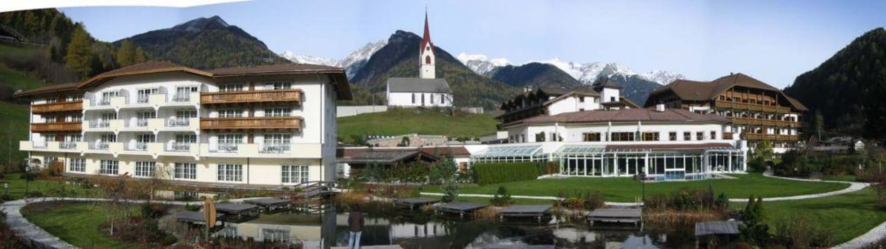 Panaorambild Hotel Schwarzenstein Hotel Schwarzenstein