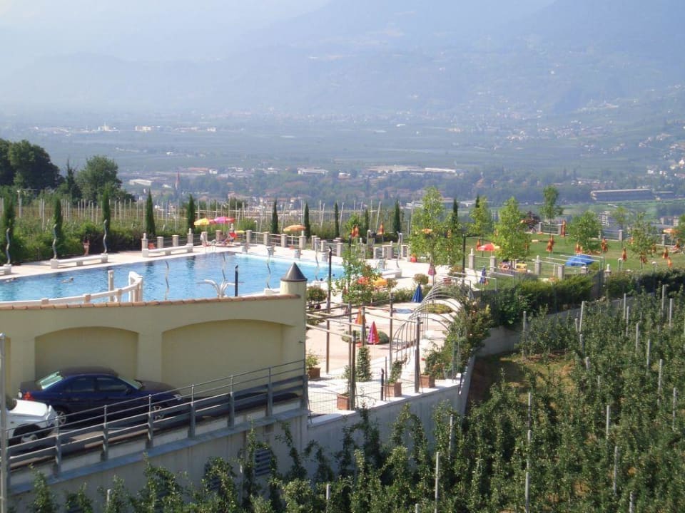 Blick vom Balkon Small & Beautiful Hotel Gnaid