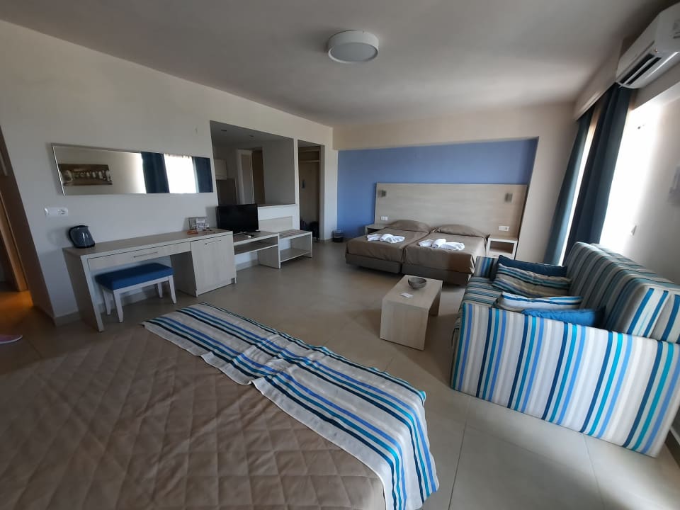 Zimmer Irene Palace Beach Resort Club alltoura