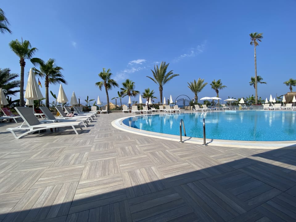 Pool Aria Resort & Spa