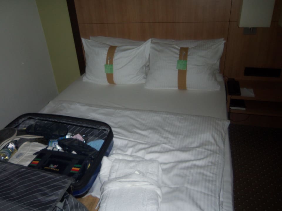 Bett Leonardo Hotel Düsseldorf Airport - Ratingen